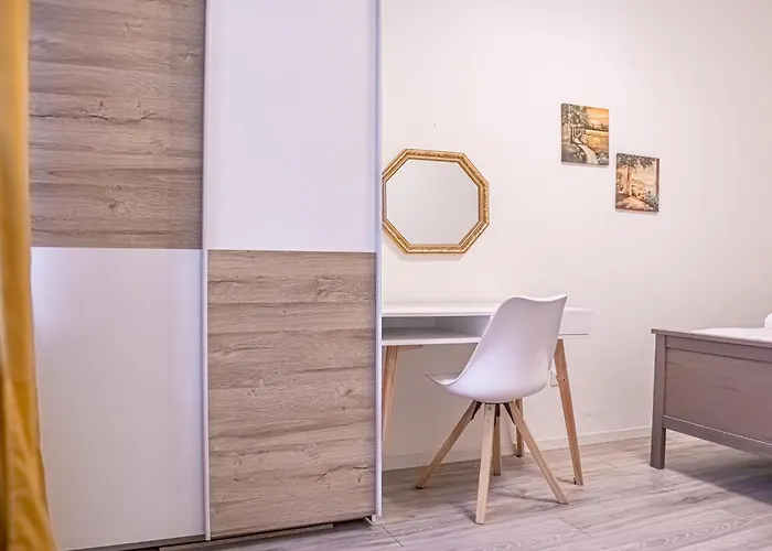 Apartment Comfortable 2br Apt-near Wiener Stadthalle